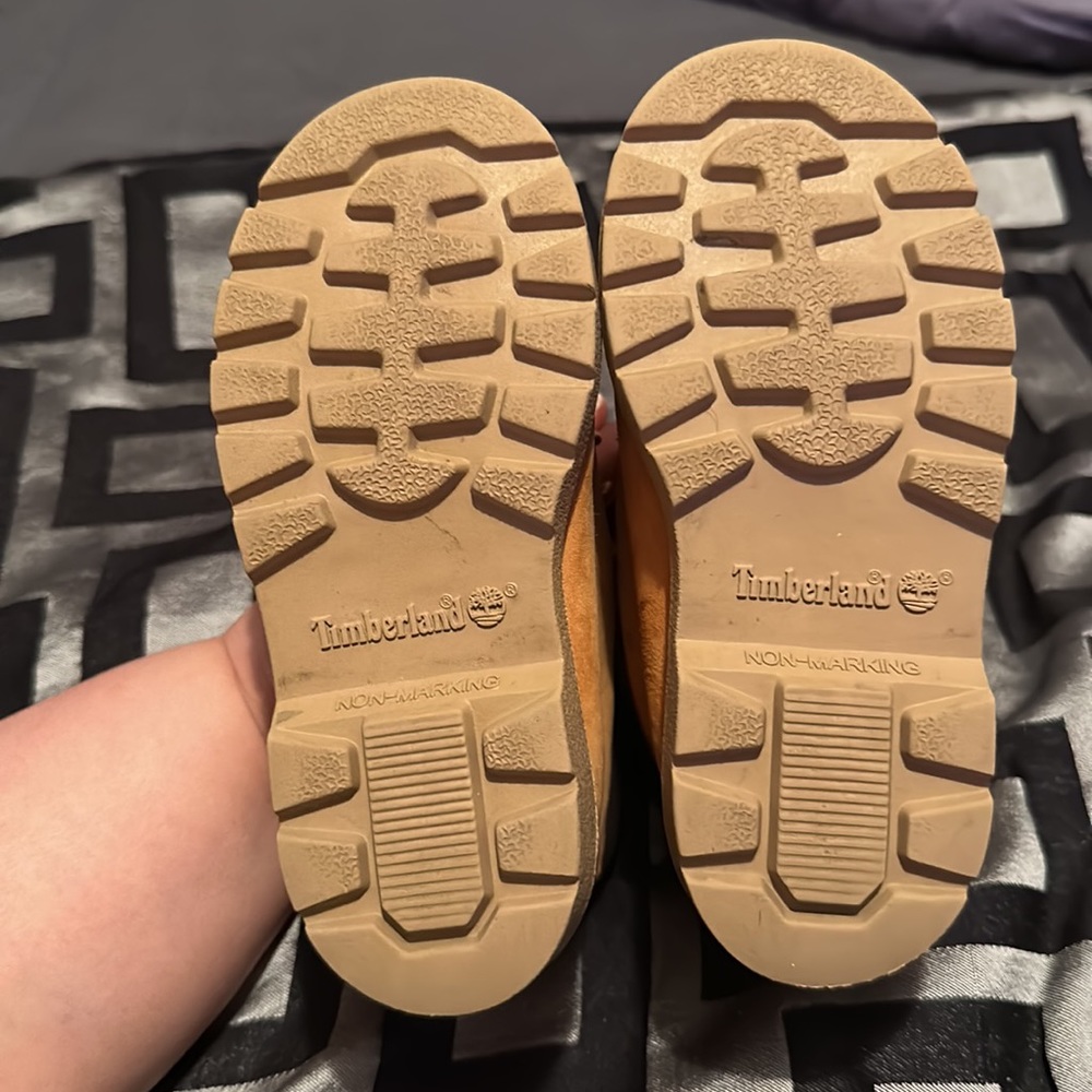 Kids Timberland Boots - Picture 5 of 5